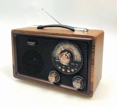 China Digital Display FM Digital Radio RAISENG 9022BT FM AM Portable Radio Switch 3 Band Wooden Radio AM Fm for sale