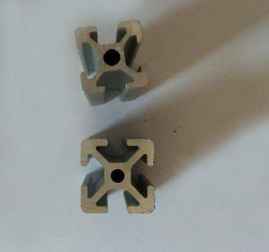 China 6063-T5 aluminiumLopende band, Geanodiseerd Uitgedreven Aluminium Ontwerpend Systeem met Knipsel Te koop