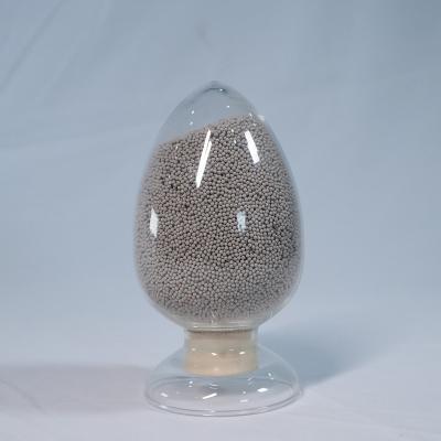 Chine Durée de vie de 4 à 5 ans Catalyseur CCR 1,6-1,8 mm solide pour une efficacité optimale à vendre