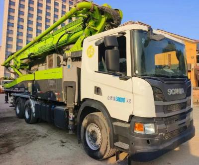 China 2020 Zoomlion Betonpumpenwagen mit 52M maximaler Stoffhöhe auf Scania-Chassis verwendet zu verkaufen