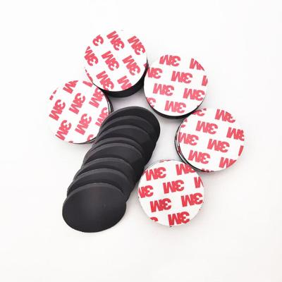 China Anisotropic / Isotropic Cut Flexible Round Rubber Kiss Magnet With Adhesive Tape Diameter 35mm for sale