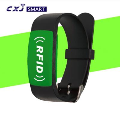 Chine Octets réglables de matière plastique du bracelet 13.56mhz d'étiquette de NFC du PRIX RFID de MI 164 à vendre