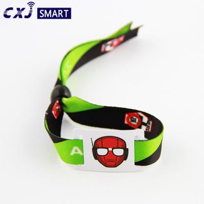 Chine Bracelet de NFC tissé par tissu du festival RFID à vendre