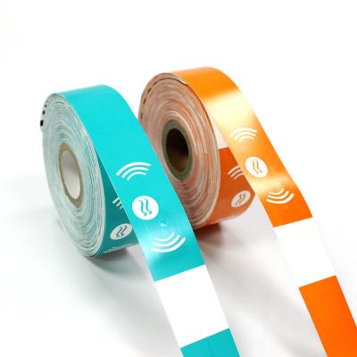 중국 병원을 위한 처분할 수 있는 열 PP 종이 RFID 팔찌 환자 ID 소맷동 판매용