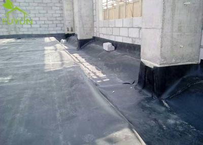 Chine Solution de construction étanche à l'humidité de projet du garage 1.5mm d'épaisseur de HDPE de tissu moulu de Geomembrane à vendre