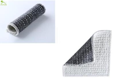 Chine Couture de Clay Liner Seepage Control Self de géotextile de bentonite de sodium de HDPE imperméable à vendre