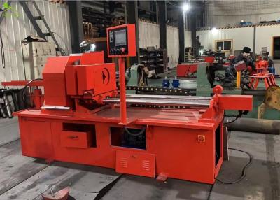 Chine Coupe automatique de tuyau d'acier et machine de chamfreinage pour le convoyeur de rouleau de ceinture à vendre