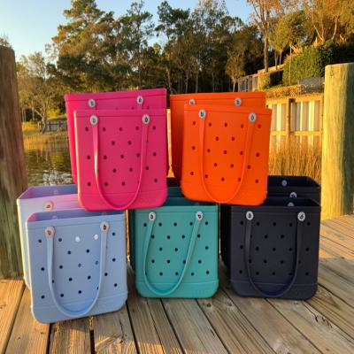 China Wholesale 2022 New Fashion Eva Tote Bag Bogg Bag Silicone Beach Premium Quality Lady Bogg Bag for sale
