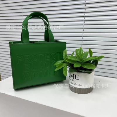 China Fashion Vegan Leather Protect Black Women Bag Medium Women's Tote Bags Handbags Women's Messenger Bag for sale