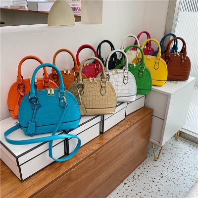 China 2022 New Pattern Fashion Handbag Korean Soft Stone Shell Luxury Women's Shoulder Bag Messenger Bag for sale