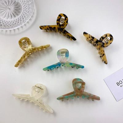 China Hair Claw Clips 2022 wholesale hollow cross section grab chuck color changing hair accessories women acetate hair claw clips for thick hair for sale