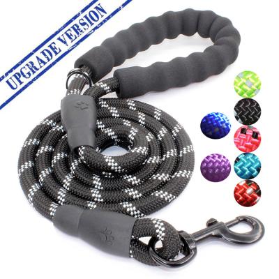 China Reflective Version Improved Strong Climbing Reflective Nylon Dog Leash for sale