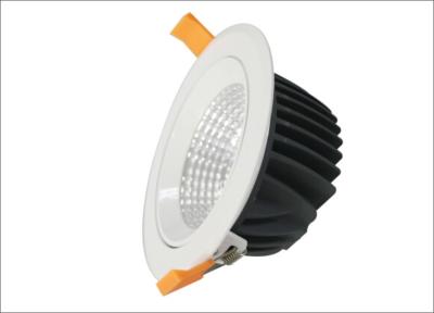 China Diodo emissor de luz Downlight 10Watt afiado da ESPIGA do brilho alto com o motorista isolado do diodo emissor de luz à venda