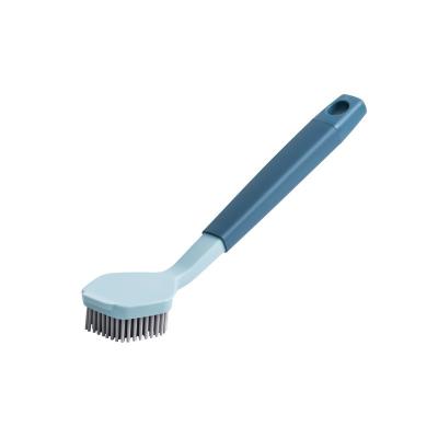 China Stocked 1 Pieces Kitchen Two Color Strokes Shaped Pot Wash Brush Long Handle Dish Cleaning Brush Household Stain Removal Tools for sale