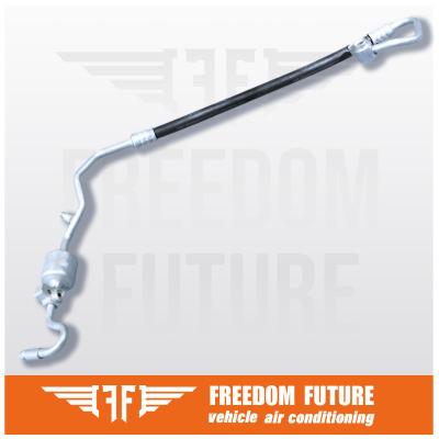 Chine ET71-19972-JA tuyau de décharge à courant alternatif Ford Transit Courier 1.6T adapté pour 14-16 à vendre