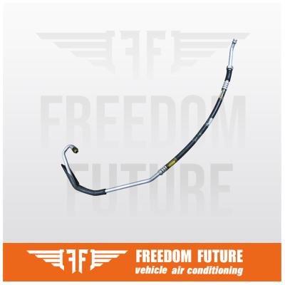 Chine 88704-0K061 AC Toyota Hilux climatiseur tuyau Fortuner 2.5L tuyau d'aspiration à vendre