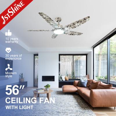 China Hoge snelheid laag geluid Led Plastic Ceiling Fan DC Motor Camouflage Kleur Te koop