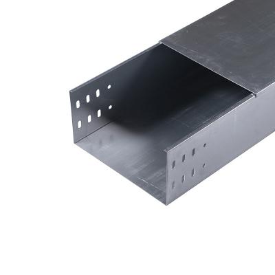 China OEM Hot Dip Galvanised Trunking 25mm-200mm Heavy Duty Cable Tray for sale