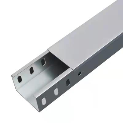 China 2.0mm Enclosed Cable Tray Galvanized 50mm Cable Tray 100kgs Load for sale