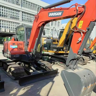 China Used Doosan DX60 Excavator Low Hours Cheap Second Hand Excavator for sale