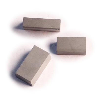 Chine Peu d'outil au carbure cimenté de tungstène avec la résistance supérieure d'Abbrasion à vendre
