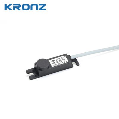 China Inductieve sensor 2m PVC-kabel Uitgang 250mA Stroomgevoel 8mm PNP GEEN Vloeibevestiging Te koop