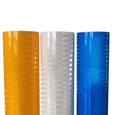 China 48Inches * 15 Feet Roll Reflective Sheeting HIP Sheeting Yellow White Red Reflective Tape for Signs and Delineators for sale