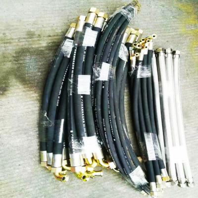 China Custom Lengths High Pressure Hydraulic Hose with Nitrile Inner Tube Material and Crimp Or Reusable Fittings for sale