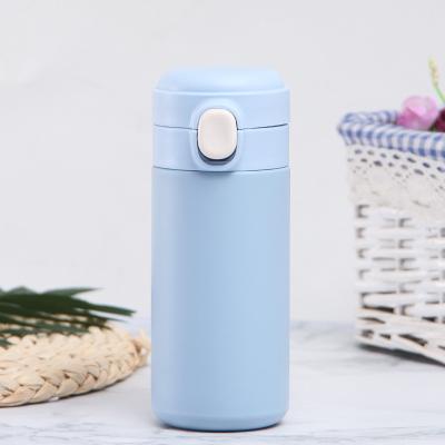 China Vacuum Water Bottle Stainless Steel Tank Bounce Cover Men and Students PORTABLE Large Capacity Portable Tea Cups for sale