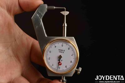 중국 설치하기 쉬운 마이크로 플레어 인테리어 장식에 대한 궁극적인 해결책 두께 0.2mm 판매용