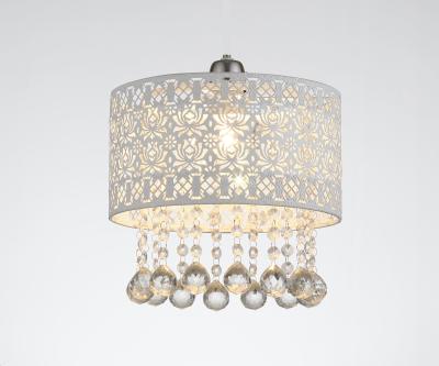 Chine Lumière d'ODM Matt Ivory Metal Etched Pendant d'OEM avec la perle claire de baisse de l'eau à vendre