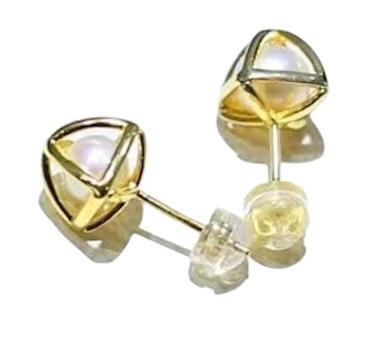 China Designer TRENDY Collection for Women Lady Girls Daily Use 925 Sterling Silver Freshwater Natural Pearl Stud Earrings for sale
