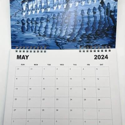 China Gepersonaliseerde kleurenkalender met belangrijke Amerikaanse feestdagen Te koop