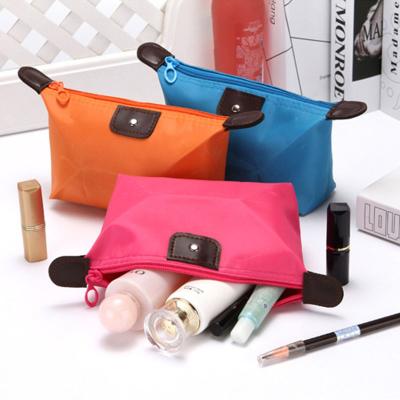 China Fashoion Bulk Pockets Ladies Women Travel Pencil Zipper Bag Waterproof Custom Makeup Nylon Cosmetic Bag for sale