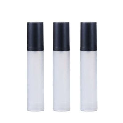 Chine Taille cosmétique privée d'air givrée de voyage de bouteille de pompe rechargeable à vendre