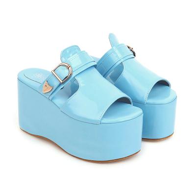 China Fashion Trend Fashion foreign trade style style with elegant sandals height sandalsSlippers in fashion Height raising slippers for sale