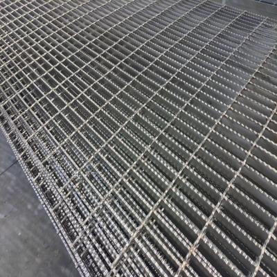 China Heavy Duty Metal Grating with Customizable Bar Spacing YB/T4001-2007 Standard 2mm - 12mm Bar for sale