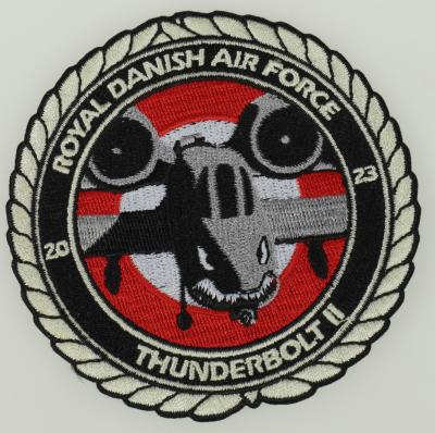 China Factory Direct Sale Overwatch Heat Press Custom Badge Patch Applique Clothing Lovely Embroidery Patch for sale