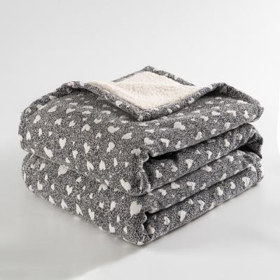 China Anti-Static 3D Heart Embossed Wholesale Coral Fleece Sherpa Blanket Baby Blanket for sale