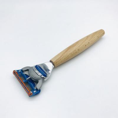 China 5 Blade Razor Set 5 Layers Blade Razor With Wooden Handle for sale