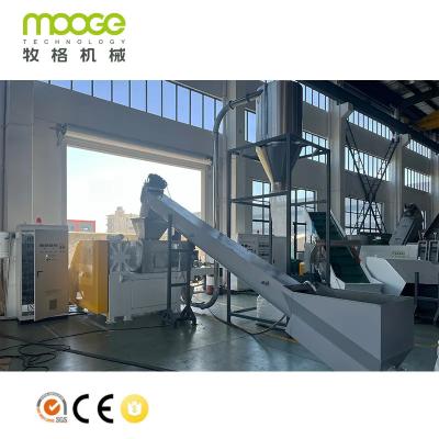 China Soft PP PE Film Plastic Recycling Squeezing Agglomerator Machine for sale