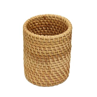 China Wholesale Tea Container Storage Basket Small Autumn Rattan Storage Pen Holder Factory Vietnam Vase Pen Holder for sale