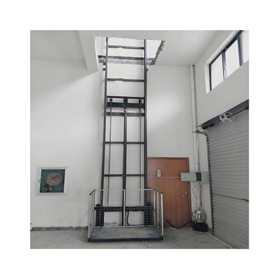 China Wandmontierter elektrischer Ladelevator Kleingüterlift Tisch 3m - 10m Für Lager zu verkaufen