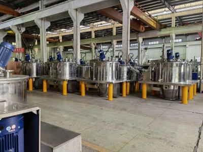 Chine Centrifugeuses inférieures de Sac-traction de contrôle de PLC de décharge de grattoir de tension facultative pour les substances pharmaceutiques à vendre