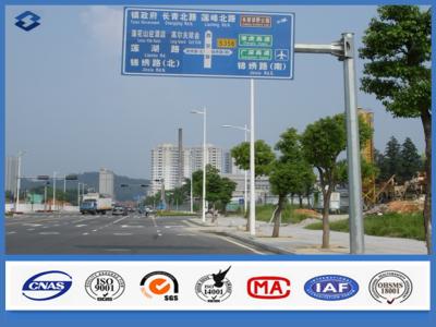 China Q235 bewaffnet Stahlmaterial 3mm Verkehrsschild-Verkehrszeichen Pole mit einzelnem/Doppeltes Outreach zu verkaufen