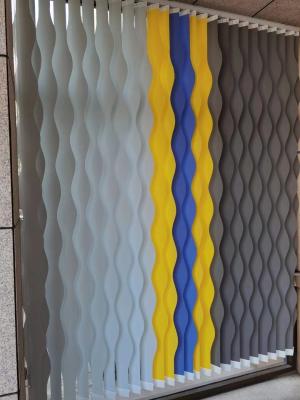 China 2022 novo desenvolva cortinas que verticais a ondinha cega cortinas novas do escritório do teste padrão da tela à venda