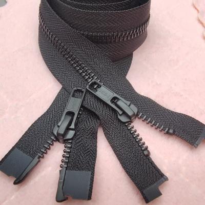 China Auto Lock Metal Zipper 5# Antique Brass Open Zipper Clothes for sale