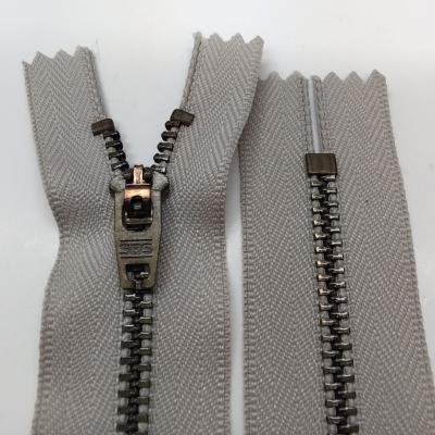 China Semi-auto Lock SBS Metal Zipper 3# Zipper For Jeans And Casual Pants for sale
