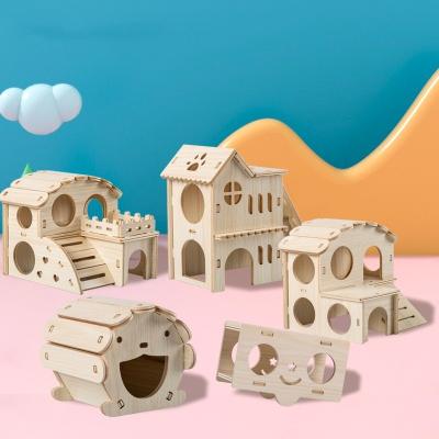 China Custom Wooden Villa Stocked Maze Multi-Room Hideouts Multi-Room Hamster Room Tunnel Exploring Toys Hamster Hideout Exploring Toy for sale