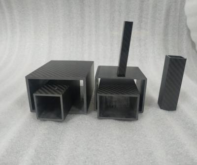 China Ultra-Strength super light carbon fiber square tube 25mm 20mm en venta